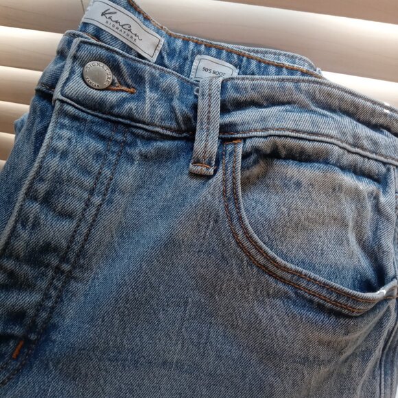 KANCAN 90s boot jeans in light wash (sz30) - Picture 14 of 15